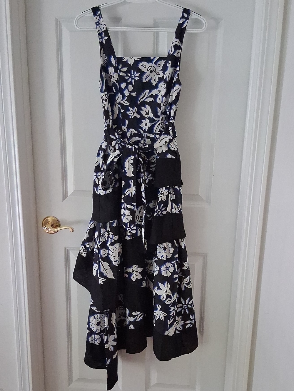 MELLODAY Black, White & Blue Asymmetrical Tiered Floral Midi Dress Size S